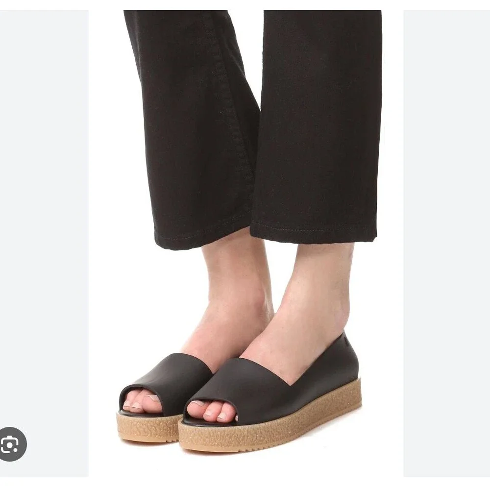 Melissa Puzzle Ad Flats Womens 7 EU 38 Black Platform Slip On Sandals Boho 90s